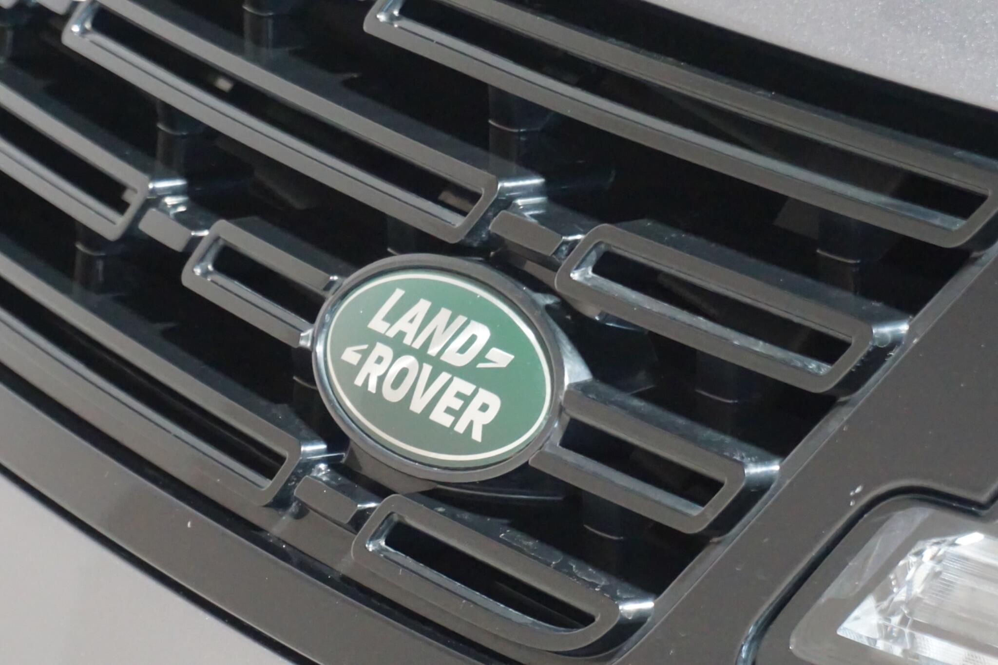 Land Rover Range Rover Sport 3.0 D300 MHEV Dynamic SE SUV 5dr Diesel Auto 4WD Euro 6 (s/s) (300 ps)